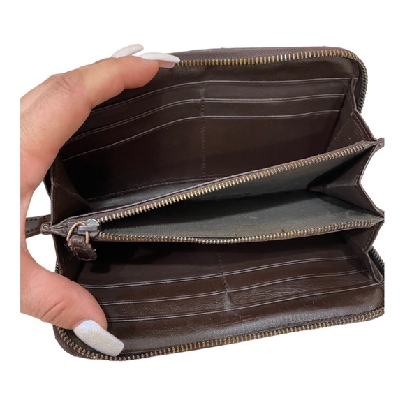 Bottega Veneta Brown Intrecciato Woven Leather Zip Around Wallet - Picture 5 of 17